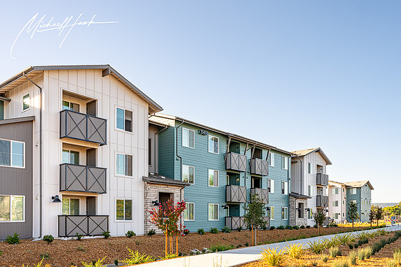 20240924_Titus_Waterproofing-Royal_Oaks_Village_0037