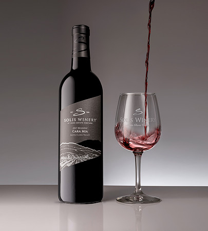 20220328_Solis_Winery-Wine_Pour_Composite